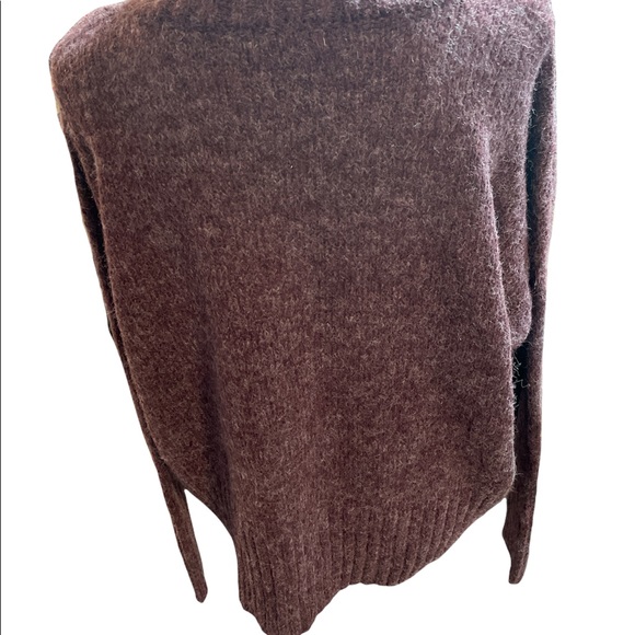 ❤️🧶Abound cozy V Neck Sweater | Women’s | medium - Picture 8 of 9
